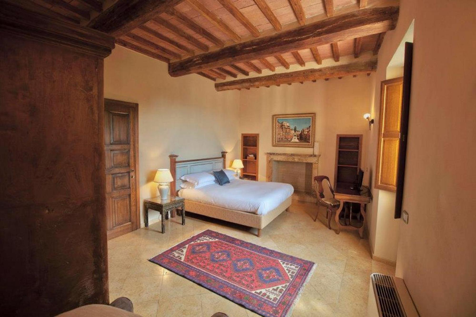 Castello Delle Serre 라폴라노테르메 객실 사진